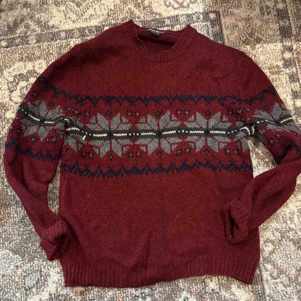 Eddie Bauer Burgundy Patterned Sweater